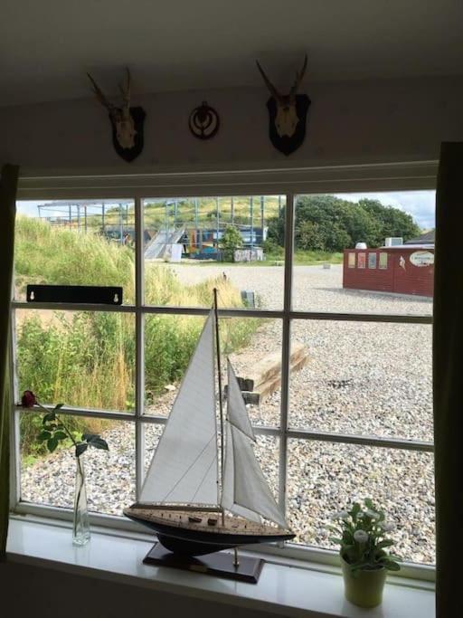 Fjordhytten. Rebuild Train Wagon From 1937. Lägenhet Odense Exteriör bild